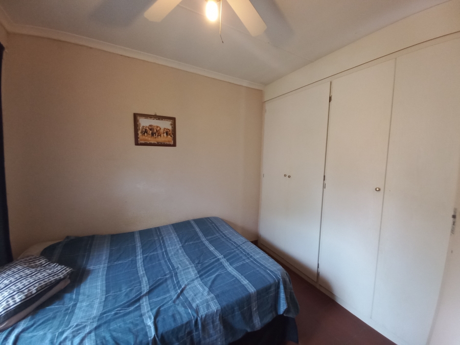 2 Bedroom Property for Sale in Safari Gardens North West